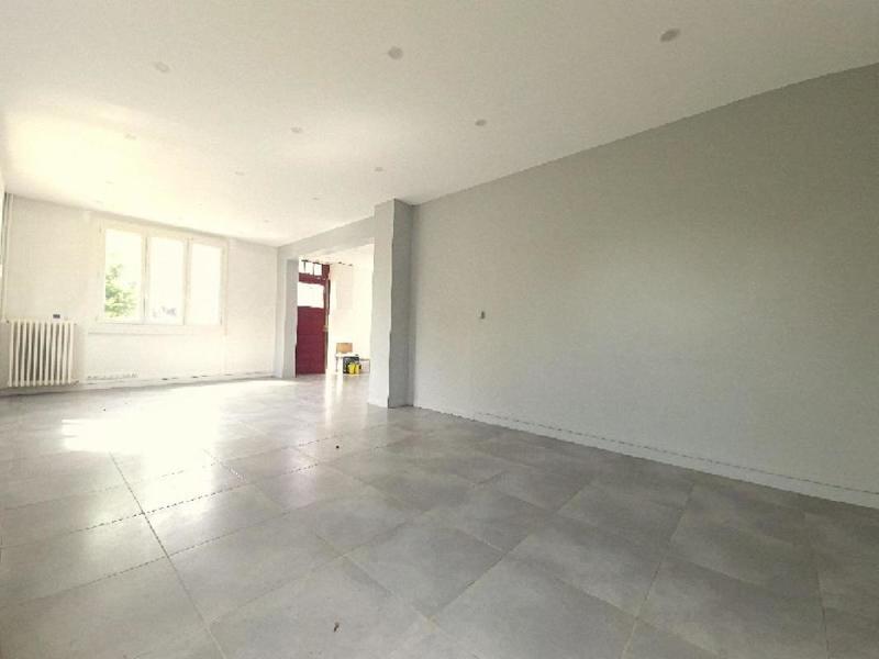 Maison - 143 m² - 6 pièces