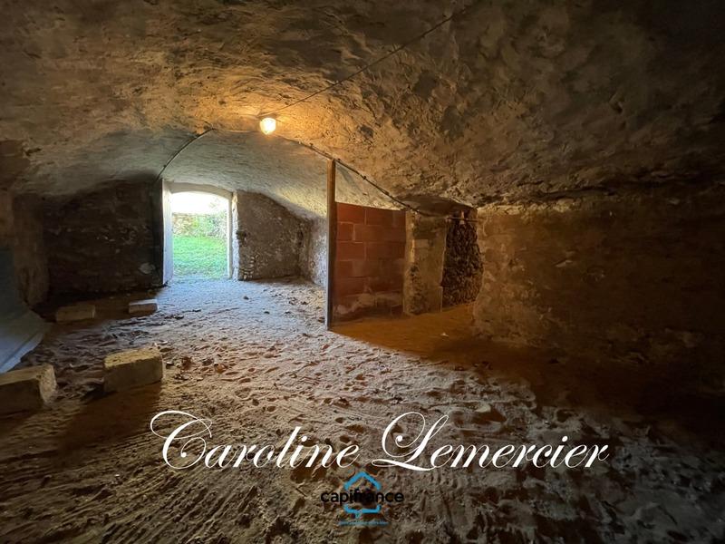 Maison - 245 m² - 8 pièces