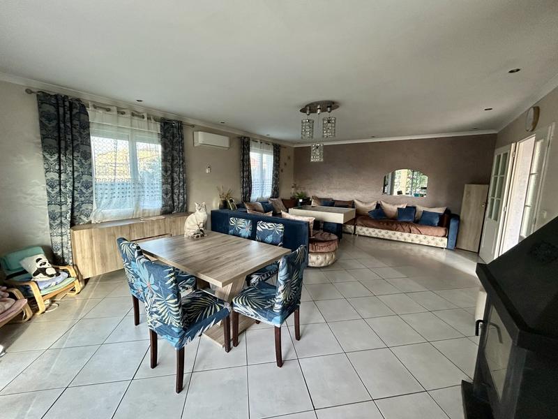 Maison - 143 m² - 6 pièces