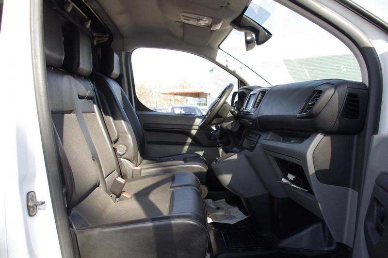 Toyota Proace Fourgon Medium 115 d-4d Bvm6 Dynamic Prix Ttc