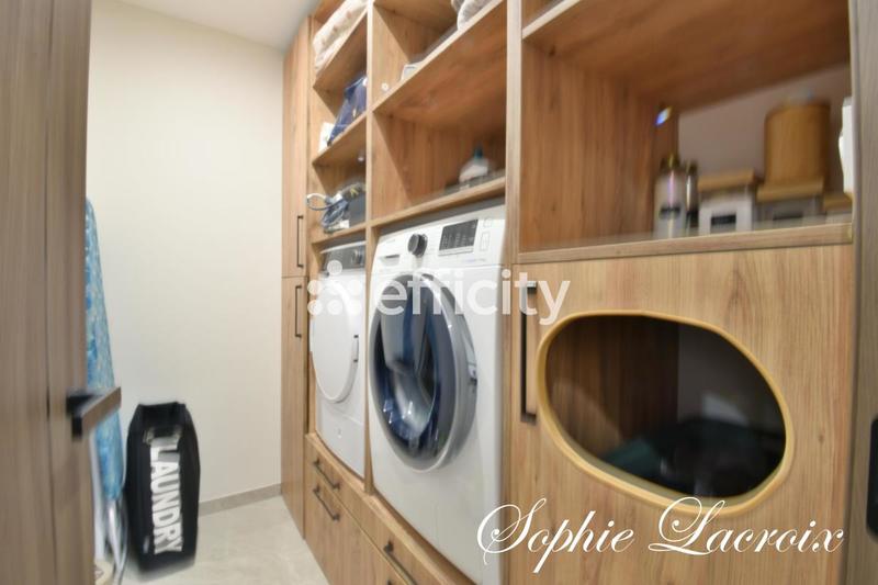 Villa - 147 m² - 6 pièces