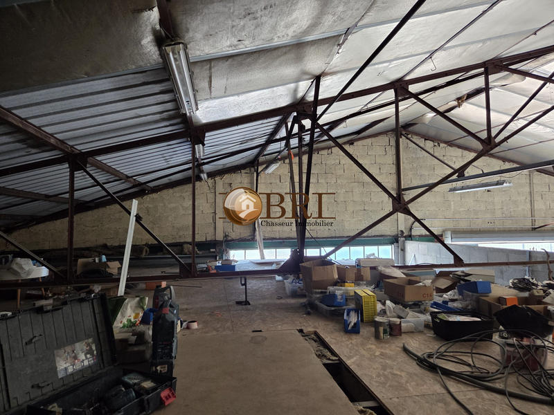 Fonds de commerce - Local commercial - 170 m²