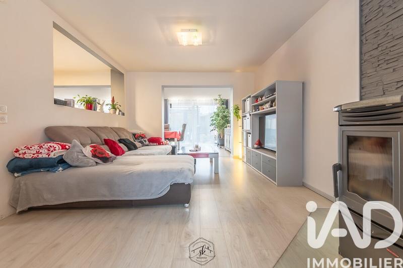 Maison - 99 m² - 5 pièces