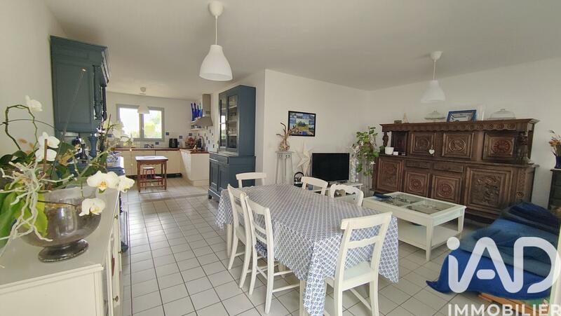 Maison - 137 m² - 5 pièces