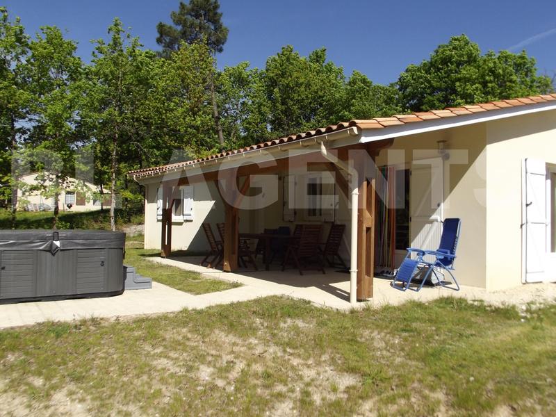 Maison - 121 m² - 4 pièces