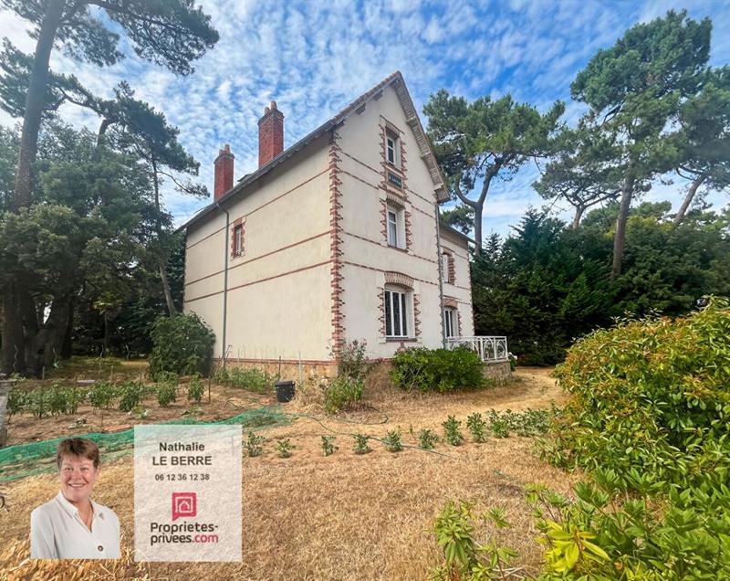 Maison - 301 m² - 10 pièces