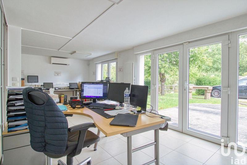 Bureau - 253 m²