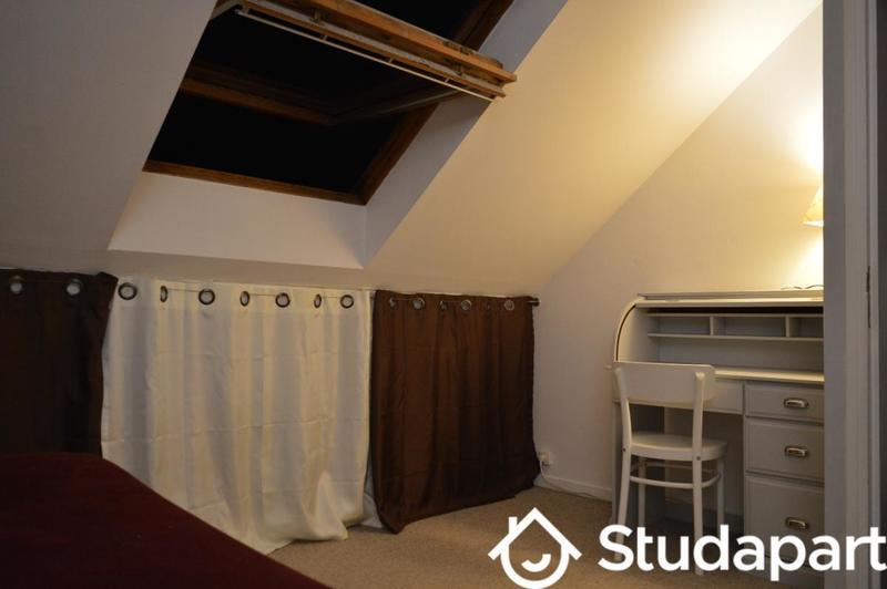 Chambre - 9 m² - 1 pièce