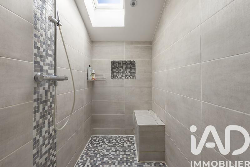 Maison - 137 m² - 5 pièces