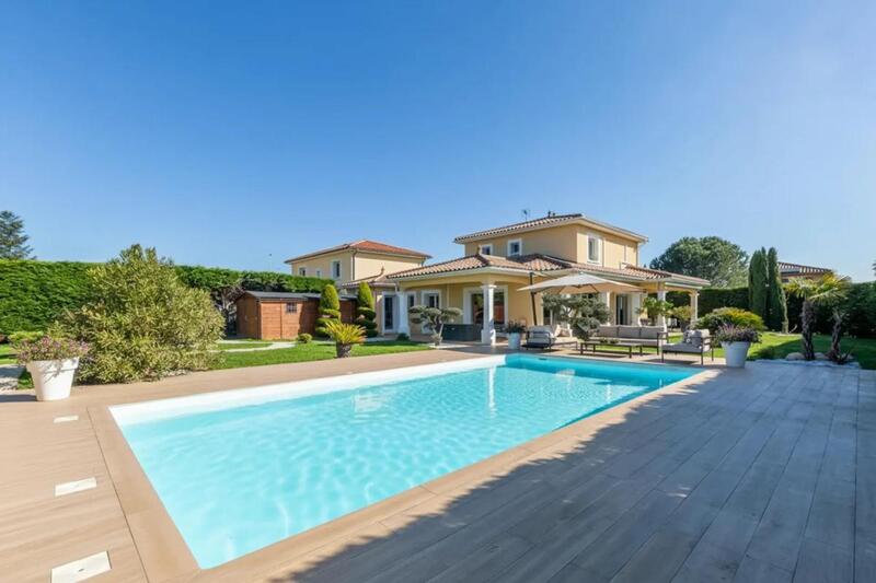 Maison - 176 m² - 5 pièces