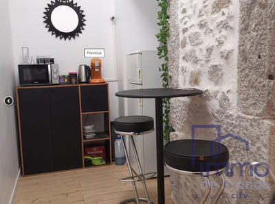 Local commercial - 68 m² - 4 pièces