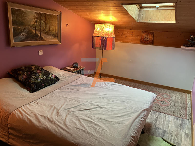 Loft - 96 m² - 3 pièces