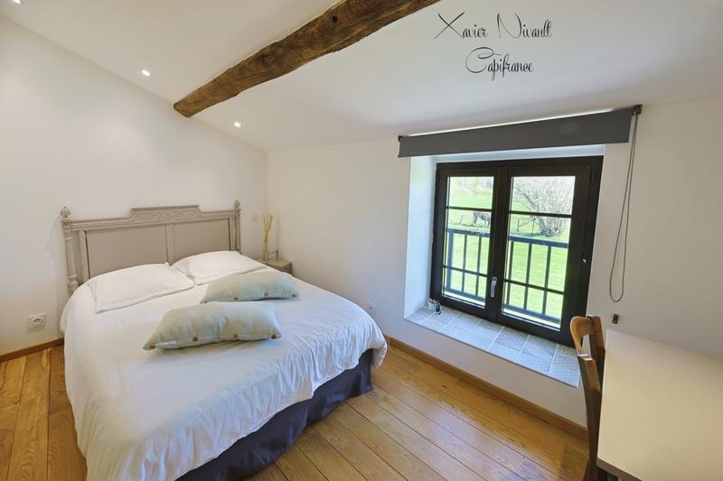 Longère - 355 m² - 11 pièces