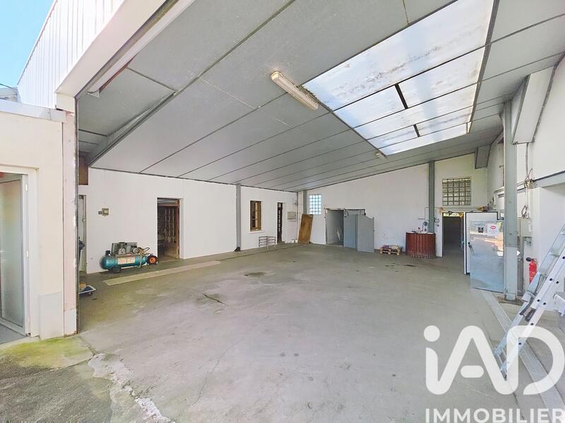 Local commercial - 400 m² - 4 pièces