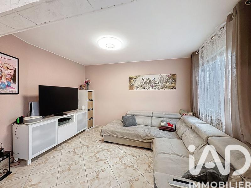 Maison - 90 m² - 5 pièces