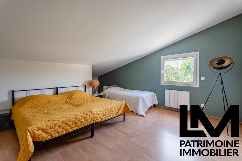 Villa - 335 m² - 7 pièces