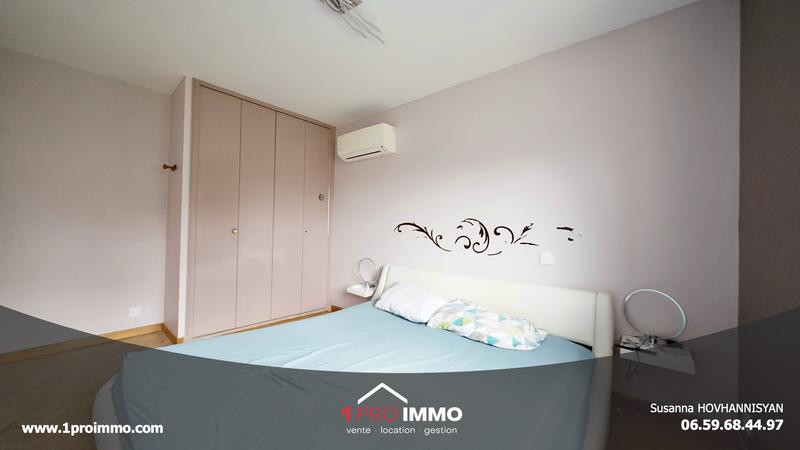 Maison - 220 m² - 9 pièces