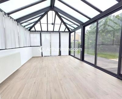 Maison - 105 m² - 4 pièces