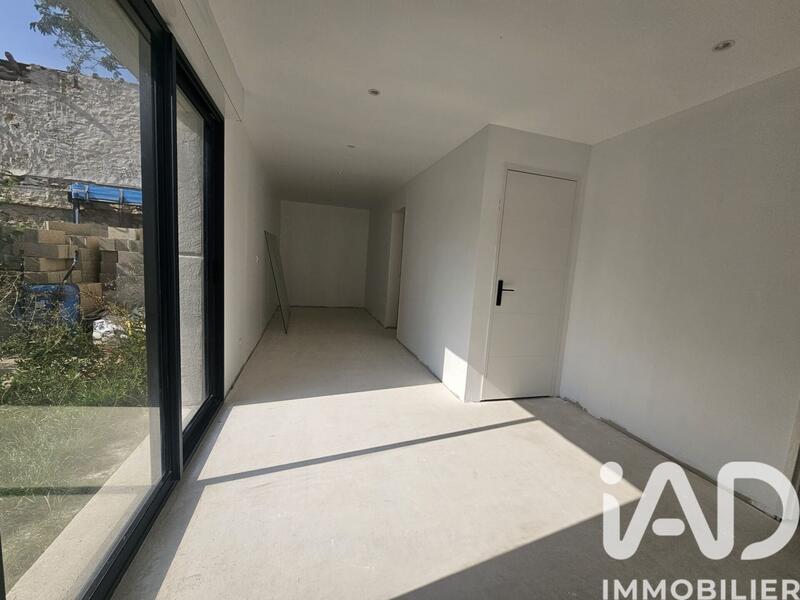 Maison - 200 m² - 6 pièces