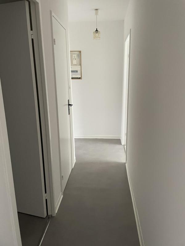 Appartement ancien - 82 m² - 4 pièces