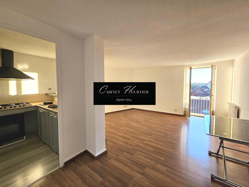 Appartement - 58 m² - 3 pièces