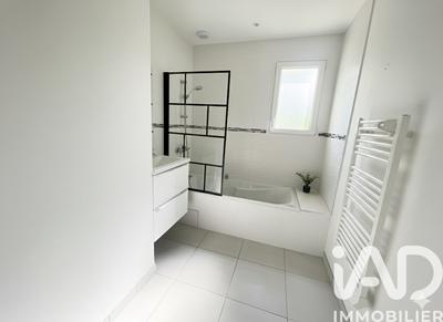 Maison - 82 m² - 4 pièces