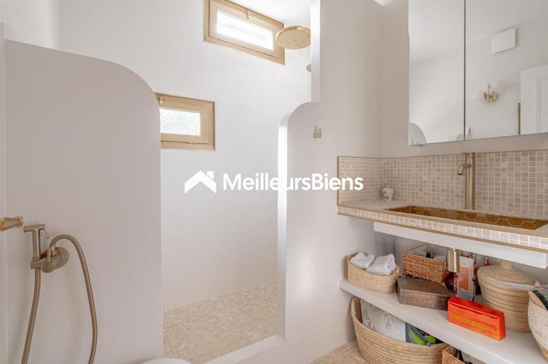 Appartement - 75 m² - 3 pièces