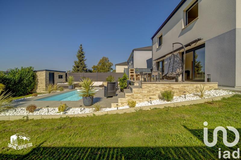 Maison - 106 m² - 5 pièces