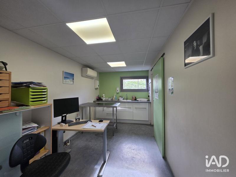 Local commercial - 186 m²