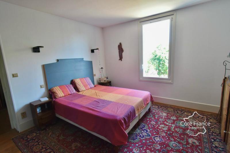 Demeure - 157 m² - 5 pièces