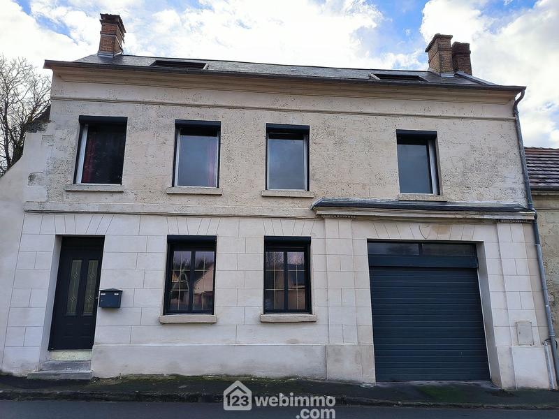 Maison - 180 m² - 8 pièces