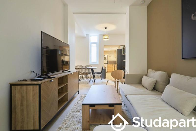 Chambre - 12 m² - 1 pièce