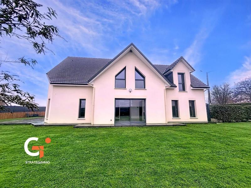 Maison - 205 m² - 7 pièces