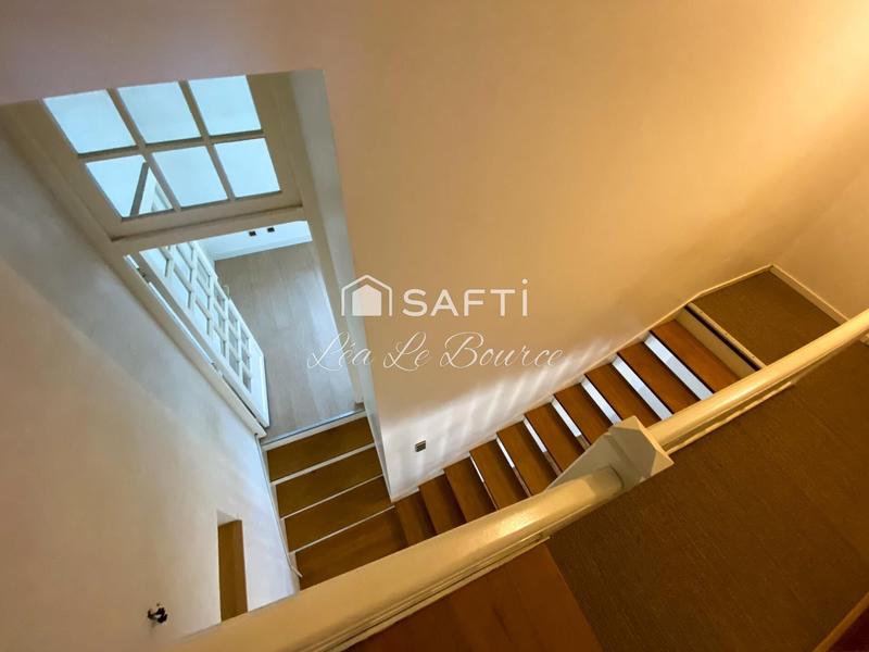 Maison - 91 m² - 4 pièces