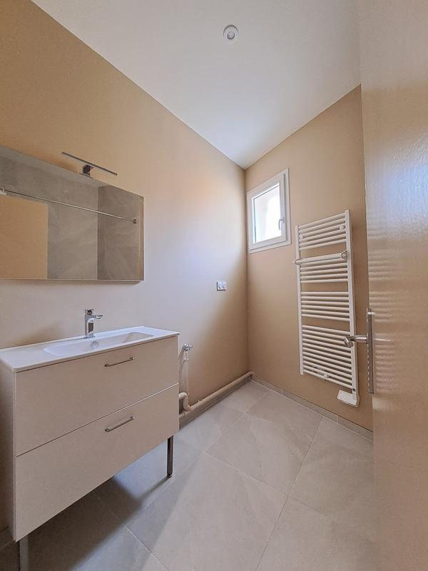 Appartement - 97 m² - 4 pièces