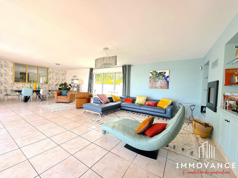 Villa - 180 m² - 6 pièces