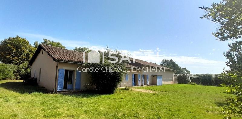 Maison - 235 m² - 11 pièces