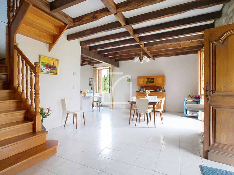 Maison - 145 m² - 5 pièces