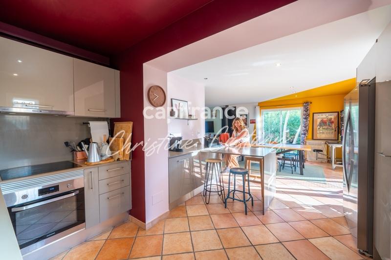 Maison - 110 m² - 4 pièces