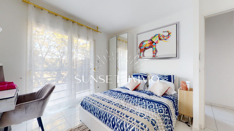 Maison - 500 m² - 10 pièces