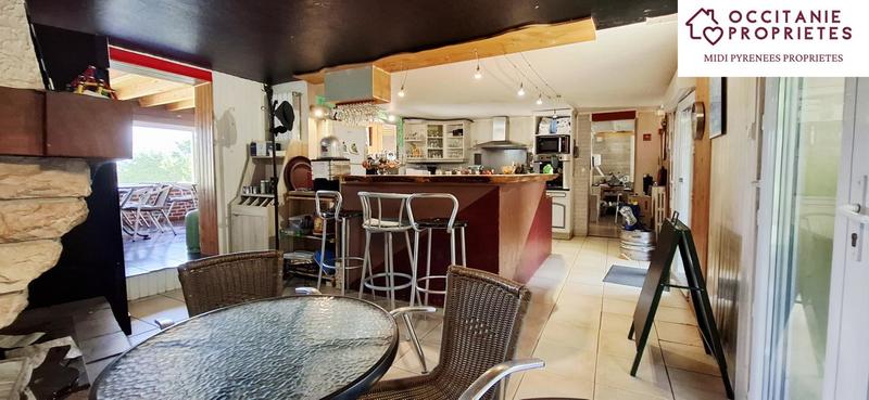 Fonds de commerce - Local commercial - 84 m²