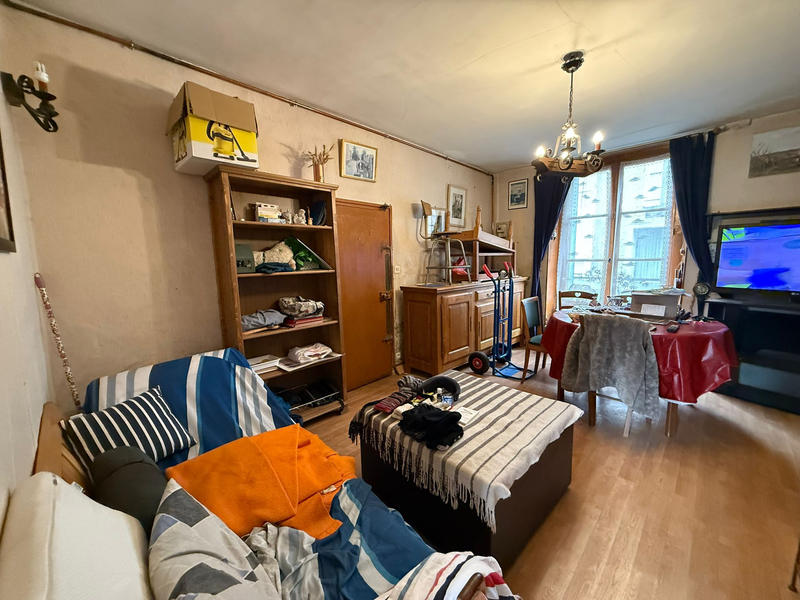 Immeuble - 186 m² - 10 pièces