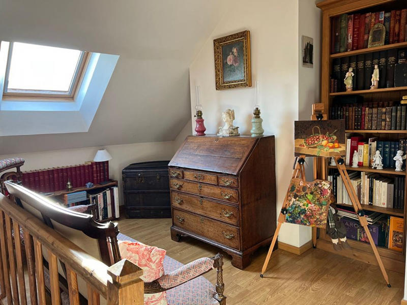 Propriété - 250 m² - 7 pièces