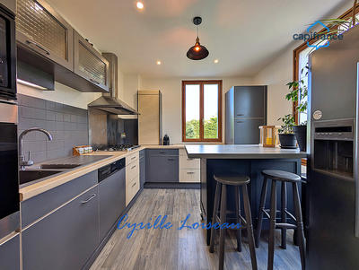 Maison - 172 m² - 12 pièces