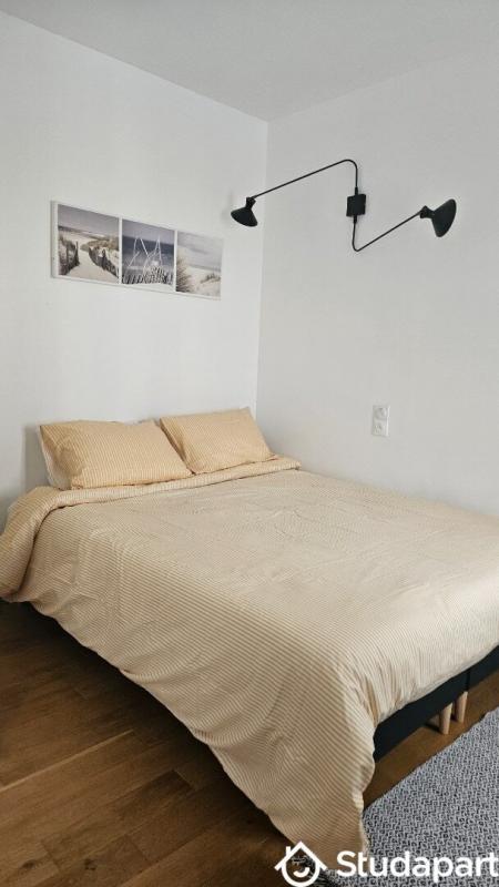 Chambre - 14 m² - 1 pièce