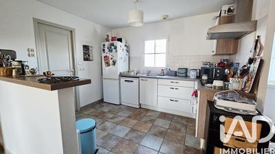 Maison - 90 m² - 5 pièces