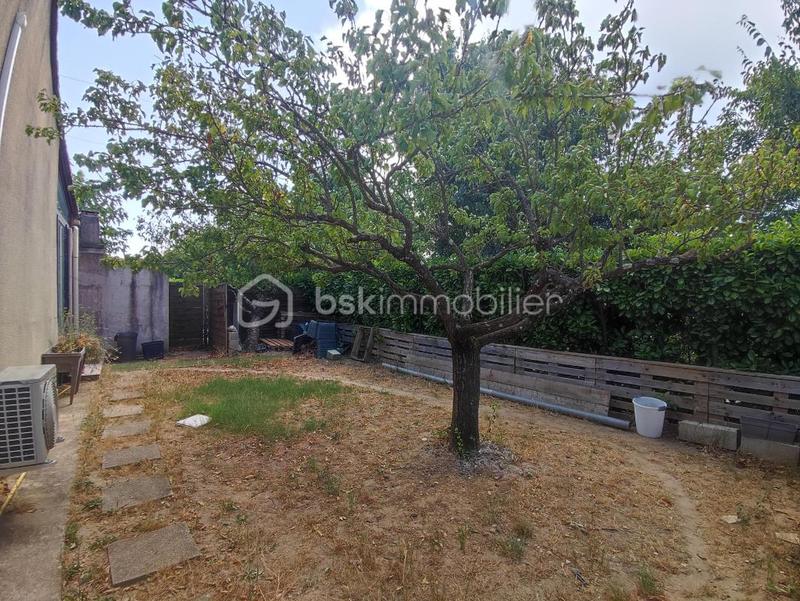 Maison - 96 m² - 5 pièces