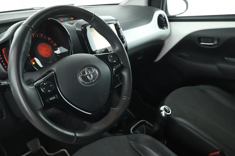 Toyota Aygo 1.0 Vvt-i X-Wave 5p 69 ch