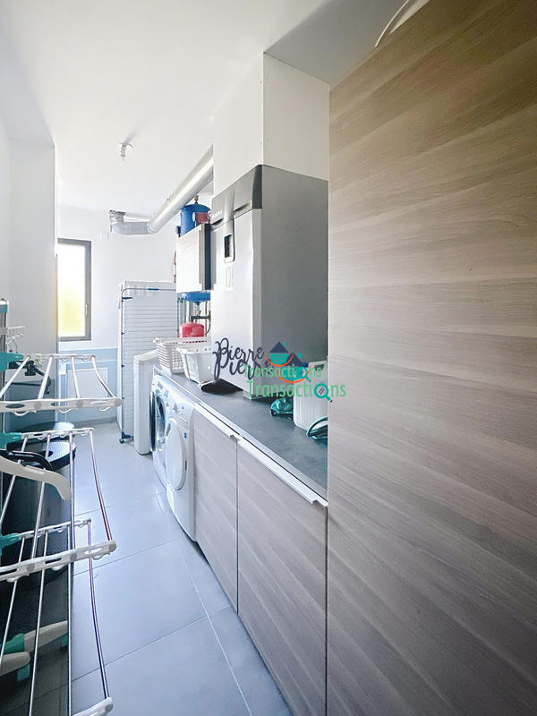 Maison contemporaine - 167 m² - 6 pièces