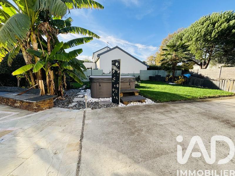 Maison - 179 m² - 7 pièces